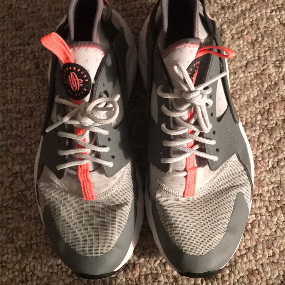 Air huaraches by Nike